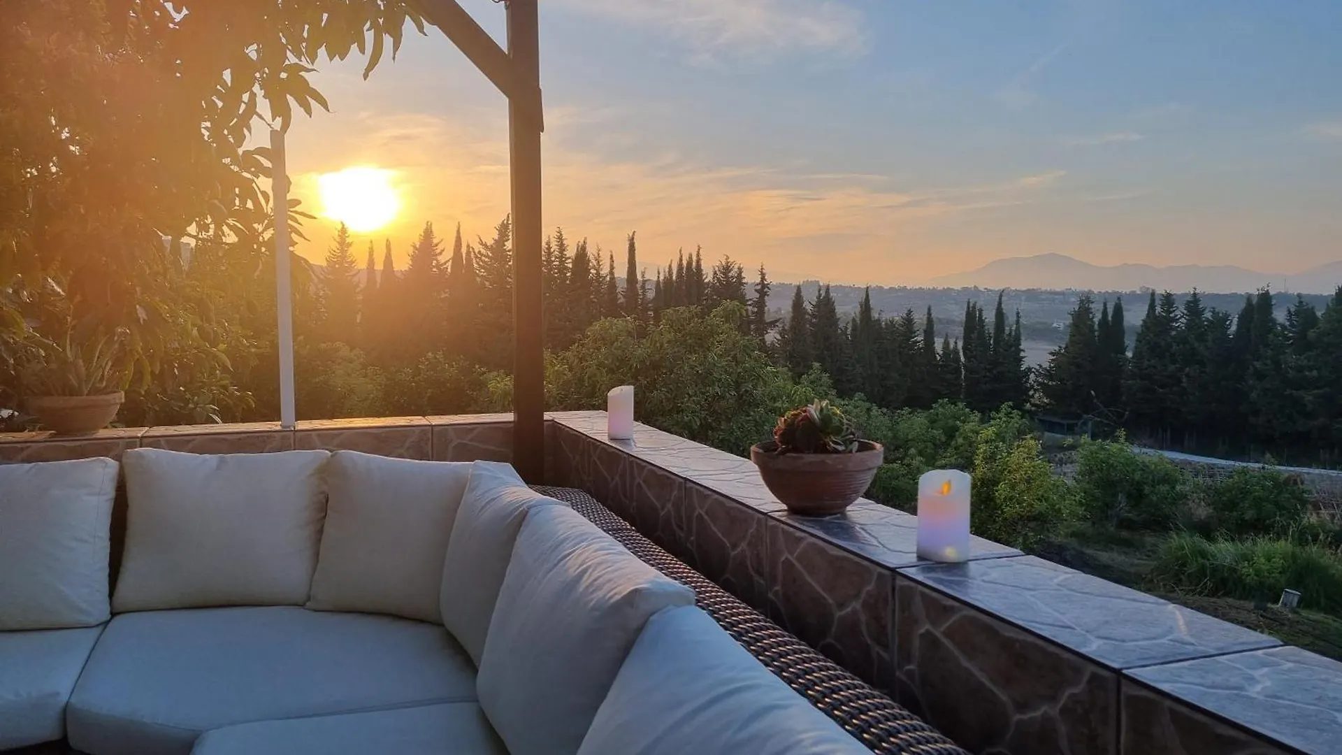 Finca Vista El Montanes Malaga